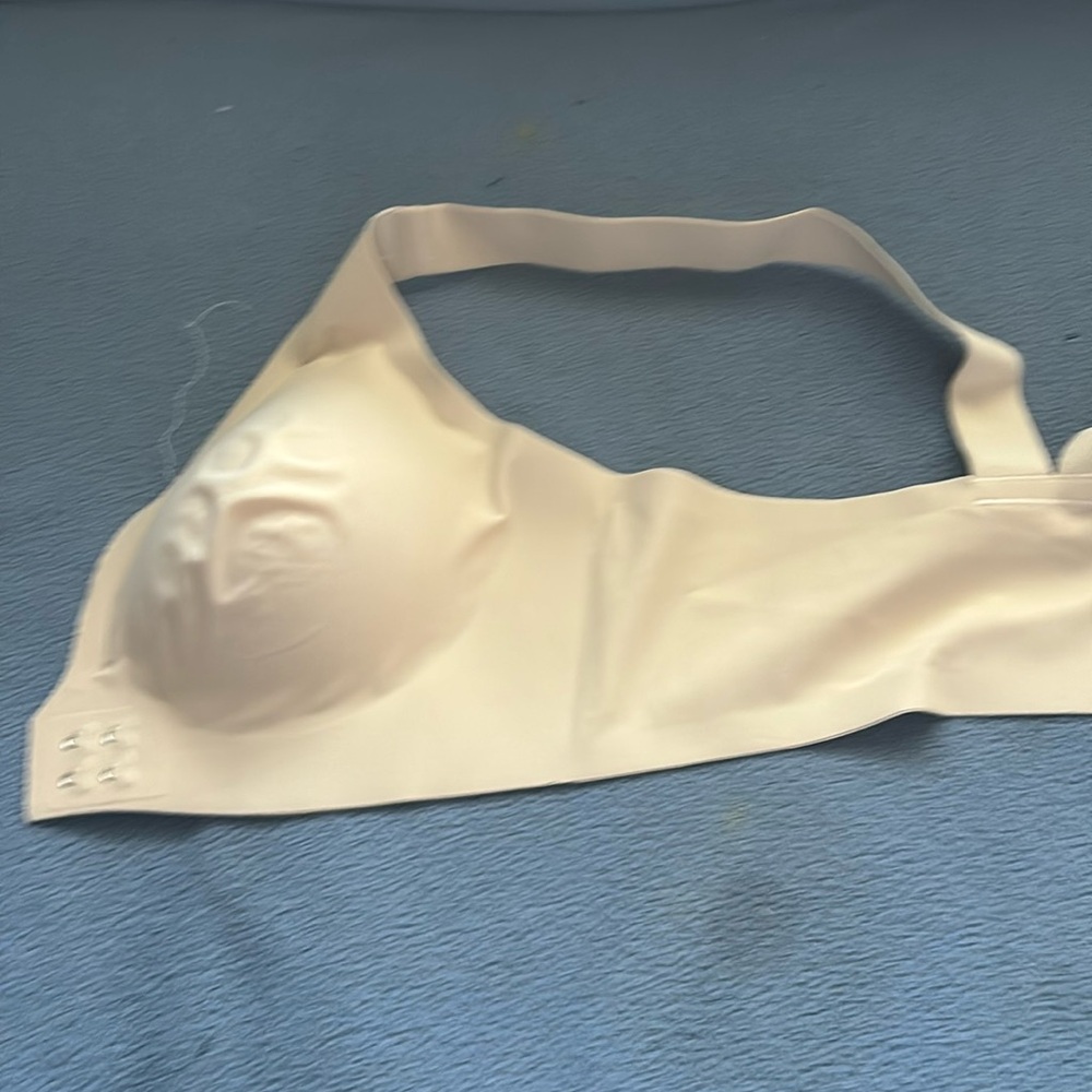 Ladies sports bra —